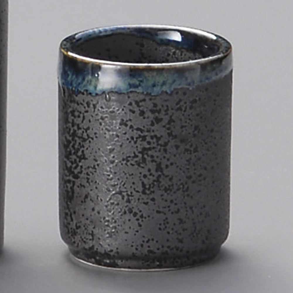 Juego Sake Vajilla Pack Negra con Sake Grand Cru